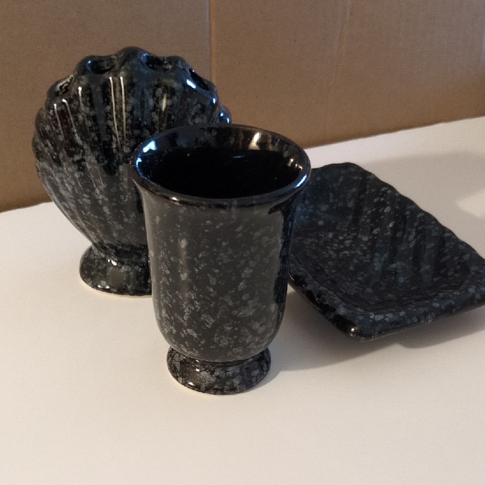 Black Speckled Ceramic Bathroom Set